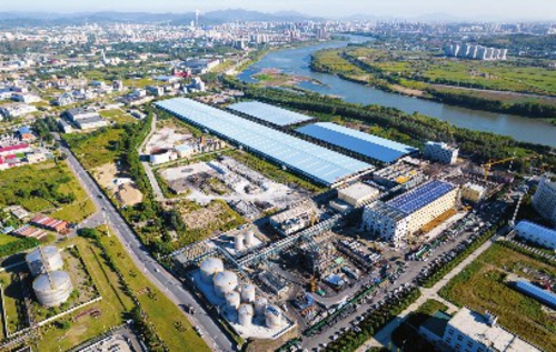 吉化轉型升級工業污水配套項目——丙烯腈處理裝置構建筑物主體完成。